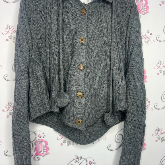 Only Pom Pom sweater knitted grey with fluff balls tie ups button up adorable - Picture 6 of 7